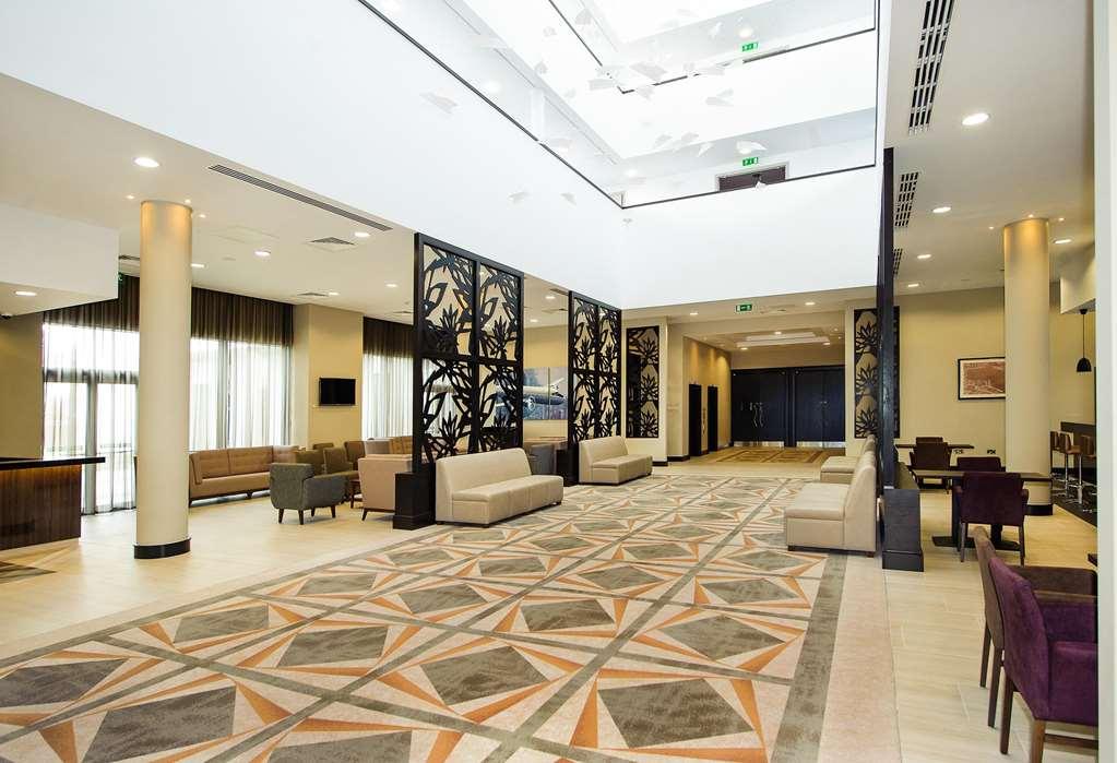 Heston Hyde Hotel Hounslow Interior foto