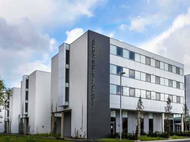Heston Hyde Hotel Hounslow Exterior foto
